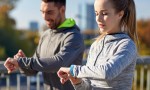 Jawbone, Fitbit und Co.: Studie deckt erhebliche Sicherheitsmängel bei Fitness-Trackern auf. (Foto: Shutterstock-Syda Productions)