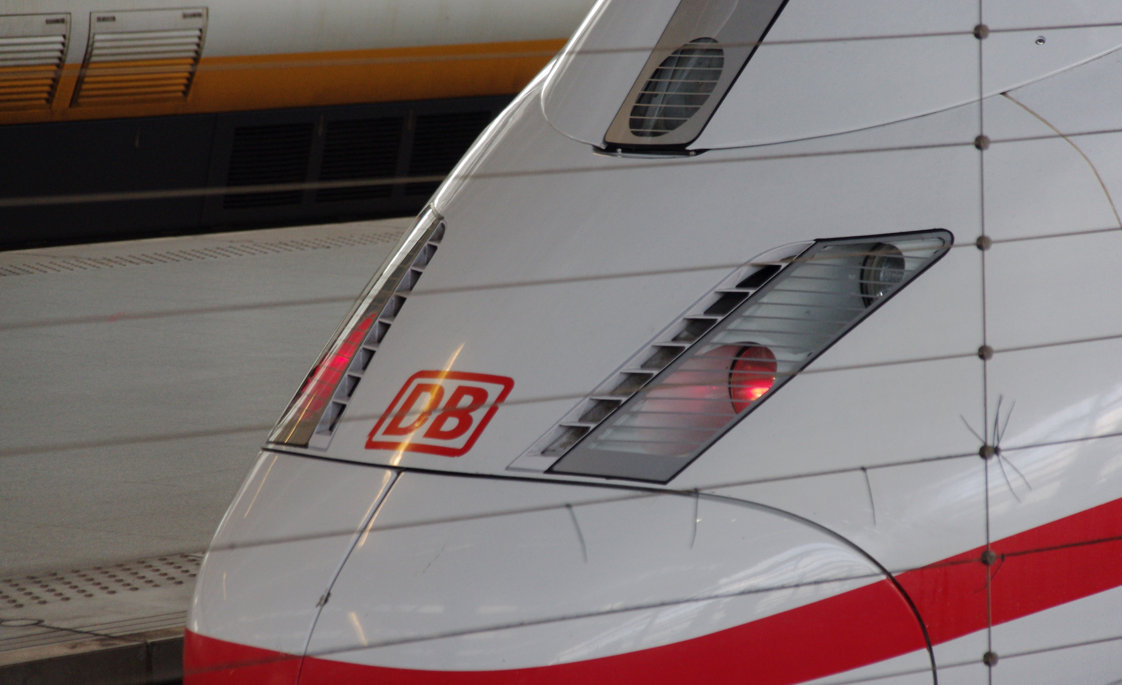 Deutsche Bahn wagt sich ins Social Web - ob das wohl gut geht?
