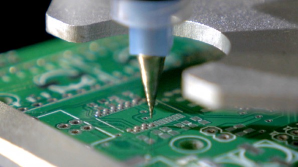 Hardware-Prototyping: Voltera soll die Erstellung von Prototypen deutlich beschleunigen. (Foto: Voltera / Kickstarter)