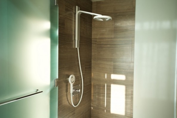 Nebia: Auch Tim Cook hat in die neuartige Dusche investiert. (Grafik: Nebia)