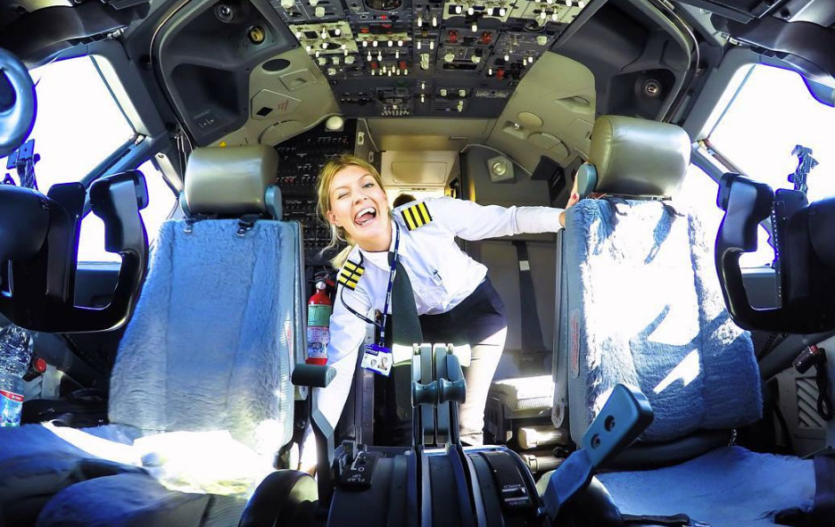 Diese Pilotin feiert ihren Traumjob mit genialen Instagram-Selfies