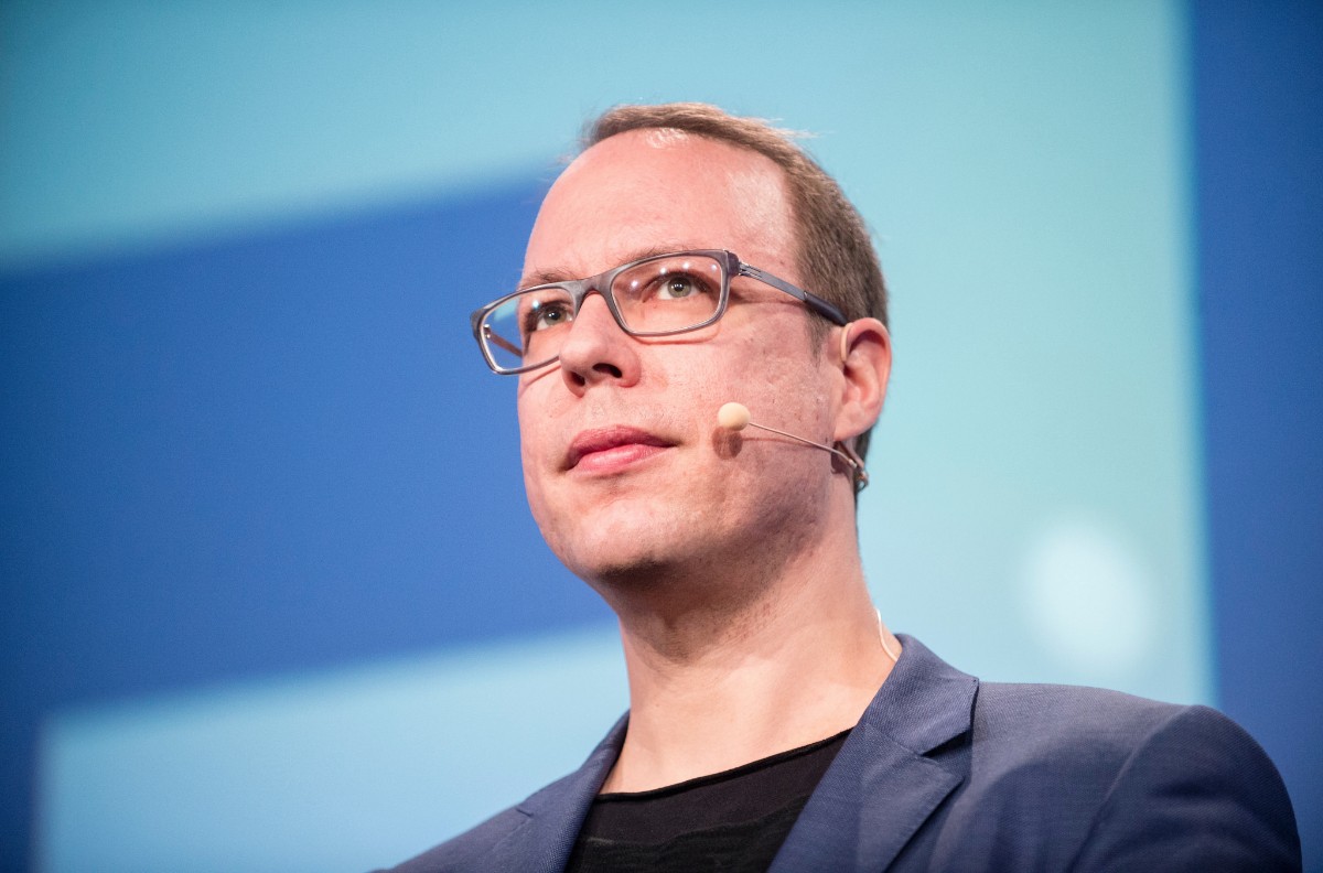 Markus Beckedahl: „Facebook soll Hilfssheriff, Richter und Henker spielen“