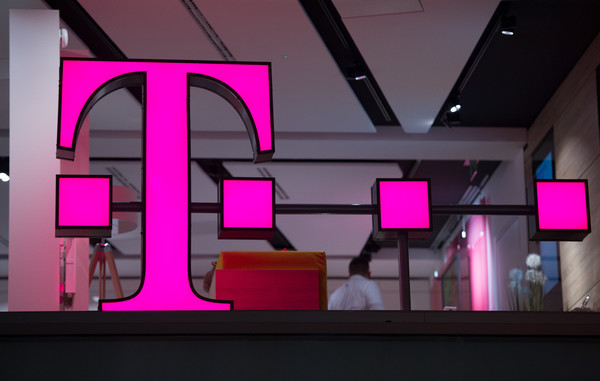 Deutsche Telekom legt vor US-Fusion weiter zu