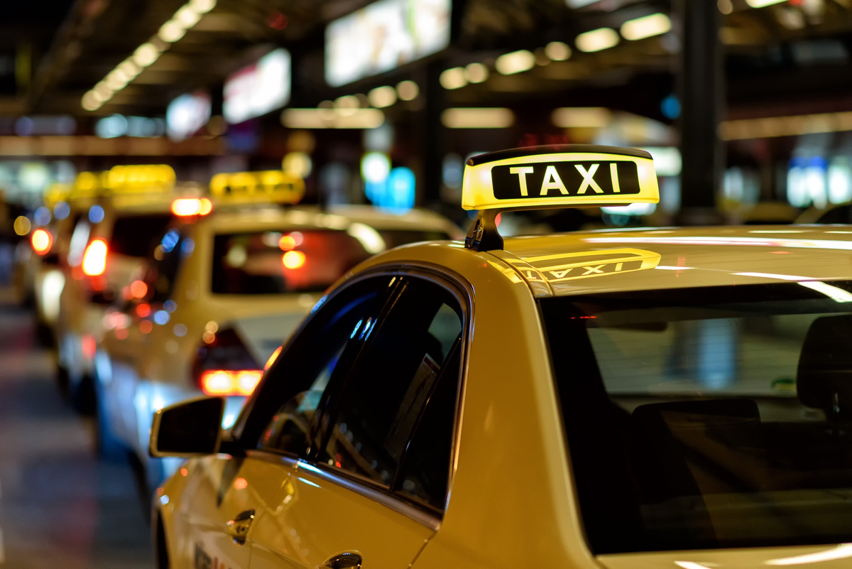 Reform des Taxi- und Fahrdienstmarkts kommt voran – aber vieles bleibt offen