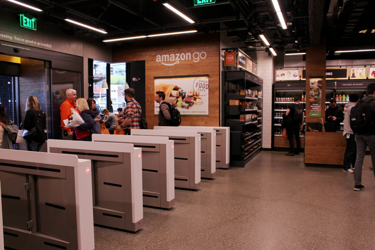 Amazon: Neuer Smarter Kühlschrank kennt Gewohnheiten und bestellt  automatisch