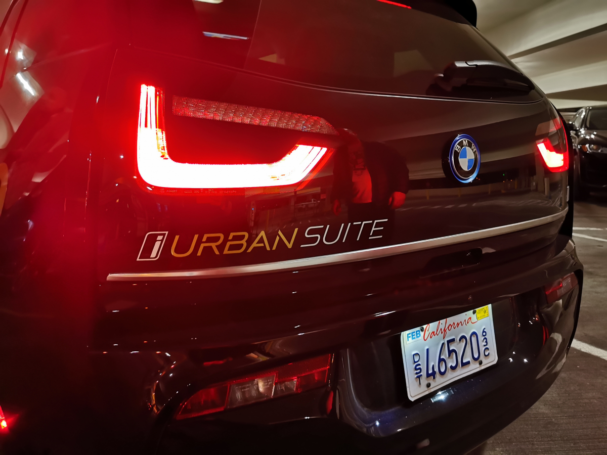 Urban Suite: BMW baut 20 i3 in Wohnzimmer auf 4 Rädern um