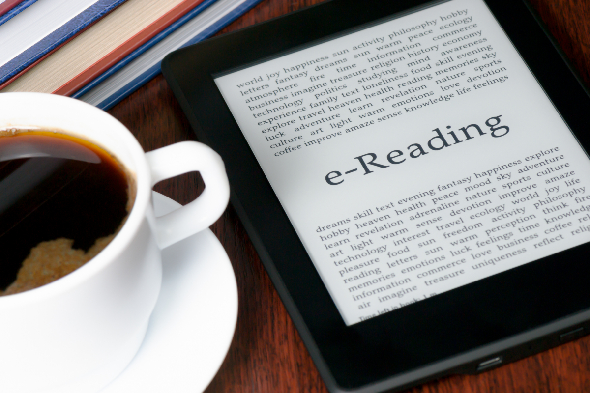 Hell, scharf, groß, teuer, bunt: 10+2 spannende E-Book-Reader im Überblick