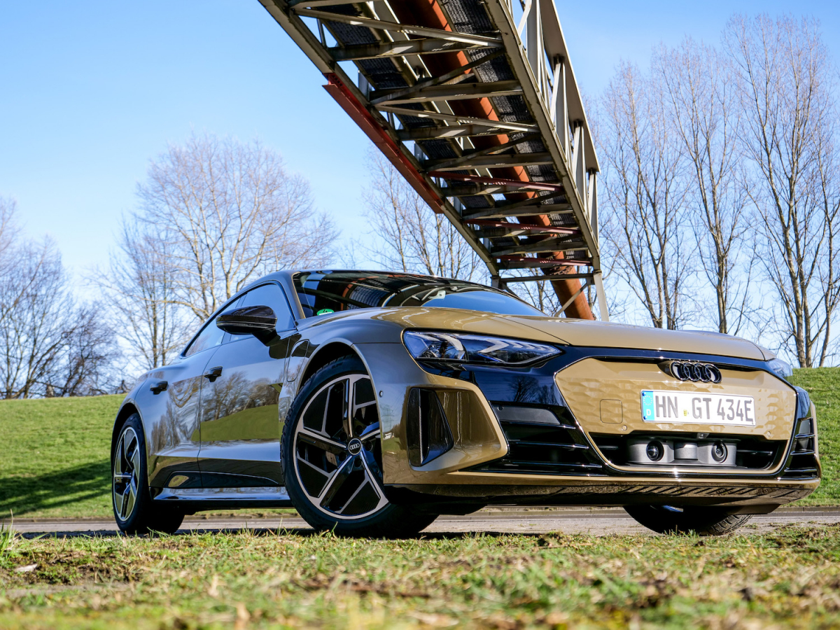 https://t3n.de/news/wp-content/uploads/2021/03/Audi-e-tron-GT-im-Test.jpg