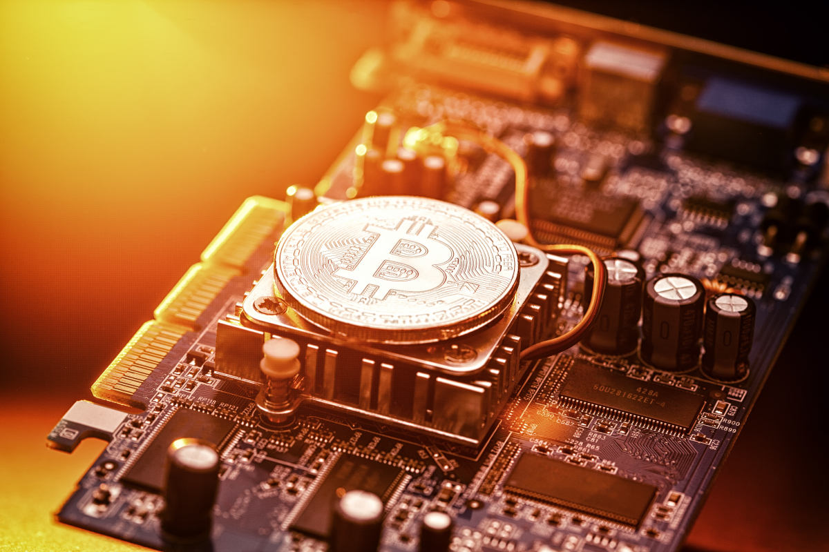 bitcoin miner investieren