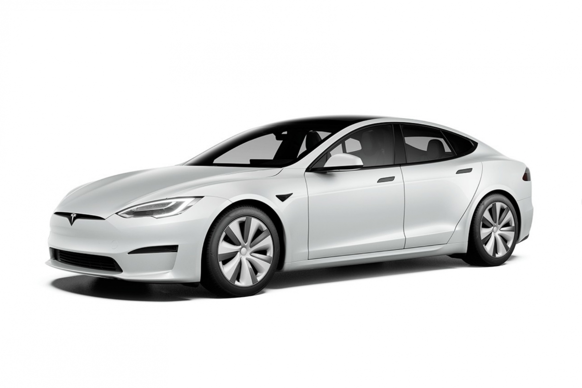 Tesla strikes back: Model S owners sued for $ 780,000 for defamation thumbnail