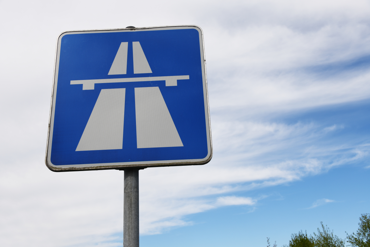 Ergänzung zu Google Maps: Neue Autobahn-App soll ...