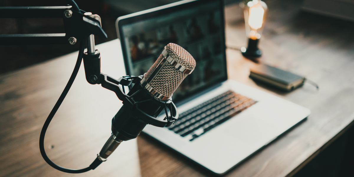 Wie werde ich zu einem guten Podcast-Host? 3 Tipps für ein sicheres Auftreten