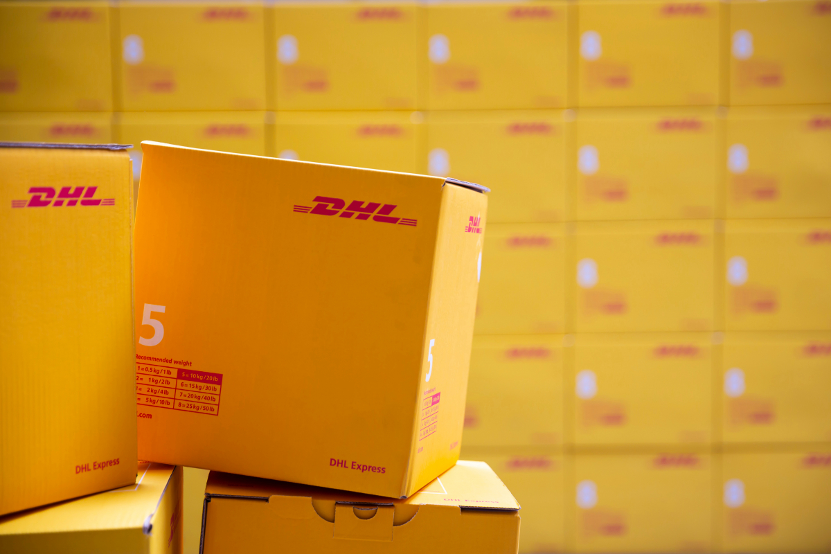 Bahntransport für Pakete: DHL lässt ausgewählten Kunden jetzt die Wahl