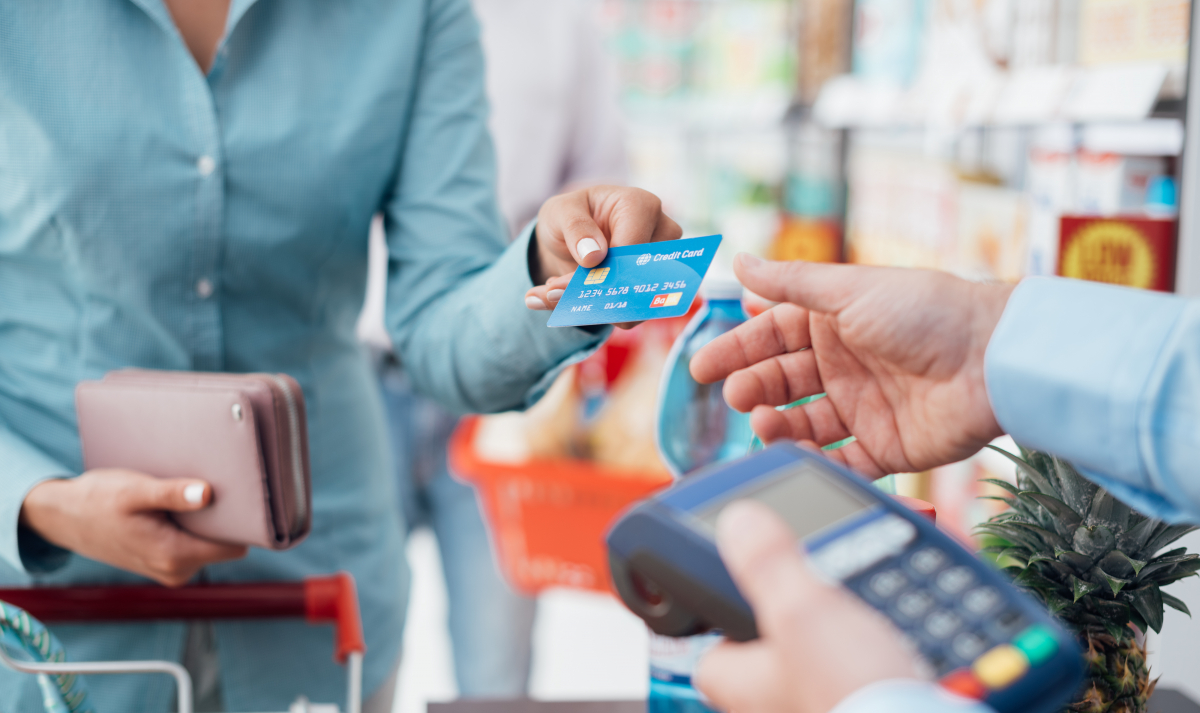 Kartenzahlung vs. Bargeld: Wie hoch sind die Kosten wirklich?