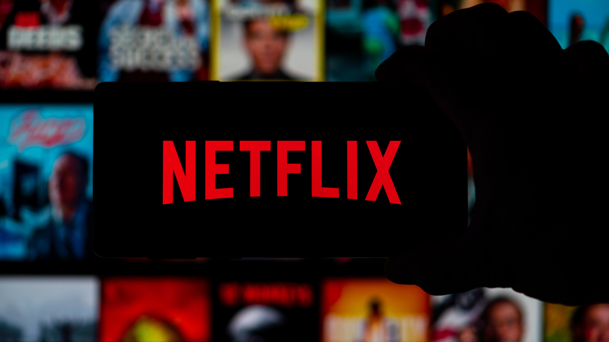 Does the Netflix bet work out after all?  User rush after account sharing ban