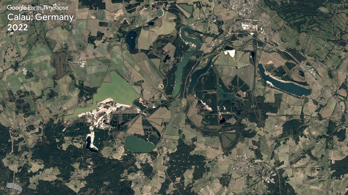 Google Earth shows in time lapse how the planet changed between 1984 and 2022