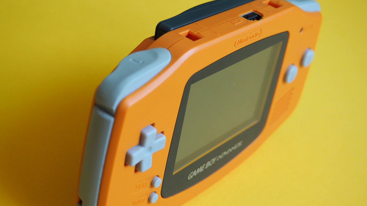 Freeware turns Gameboy Advance into a musical instrument