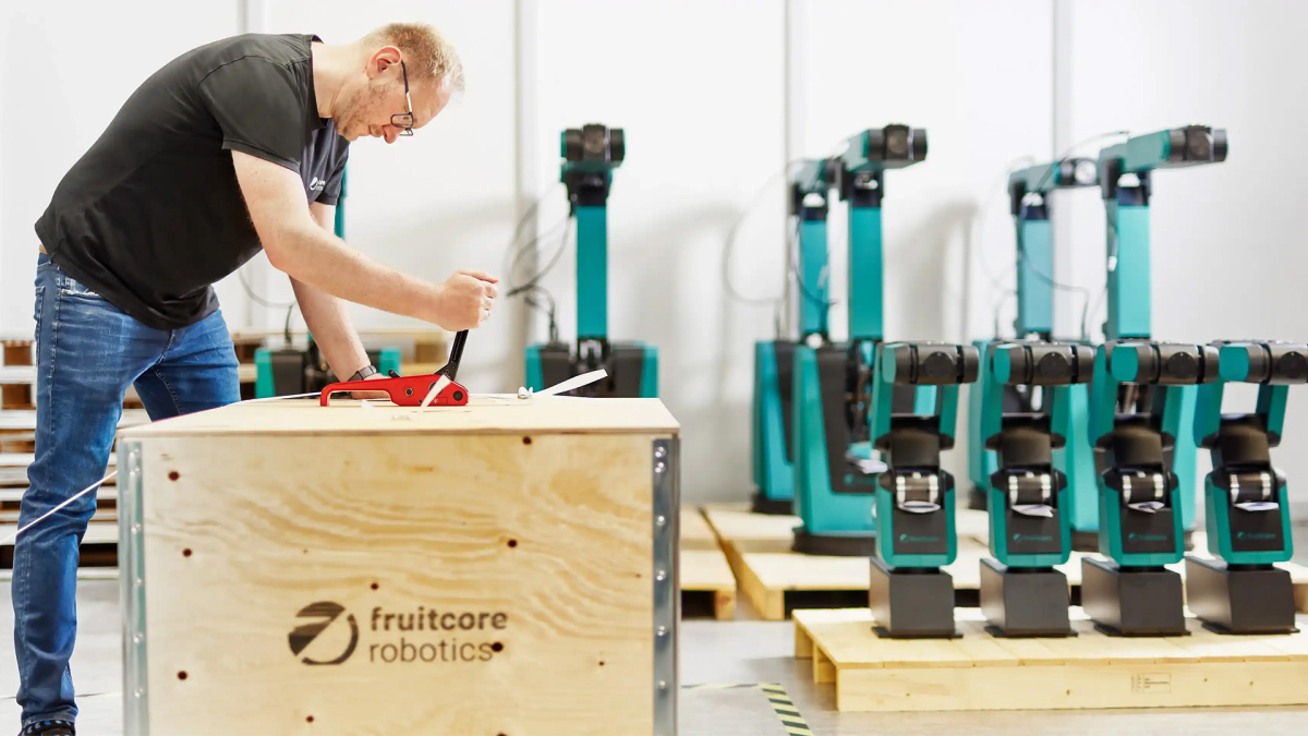 Industrial robot Horst1000 relies on natural language