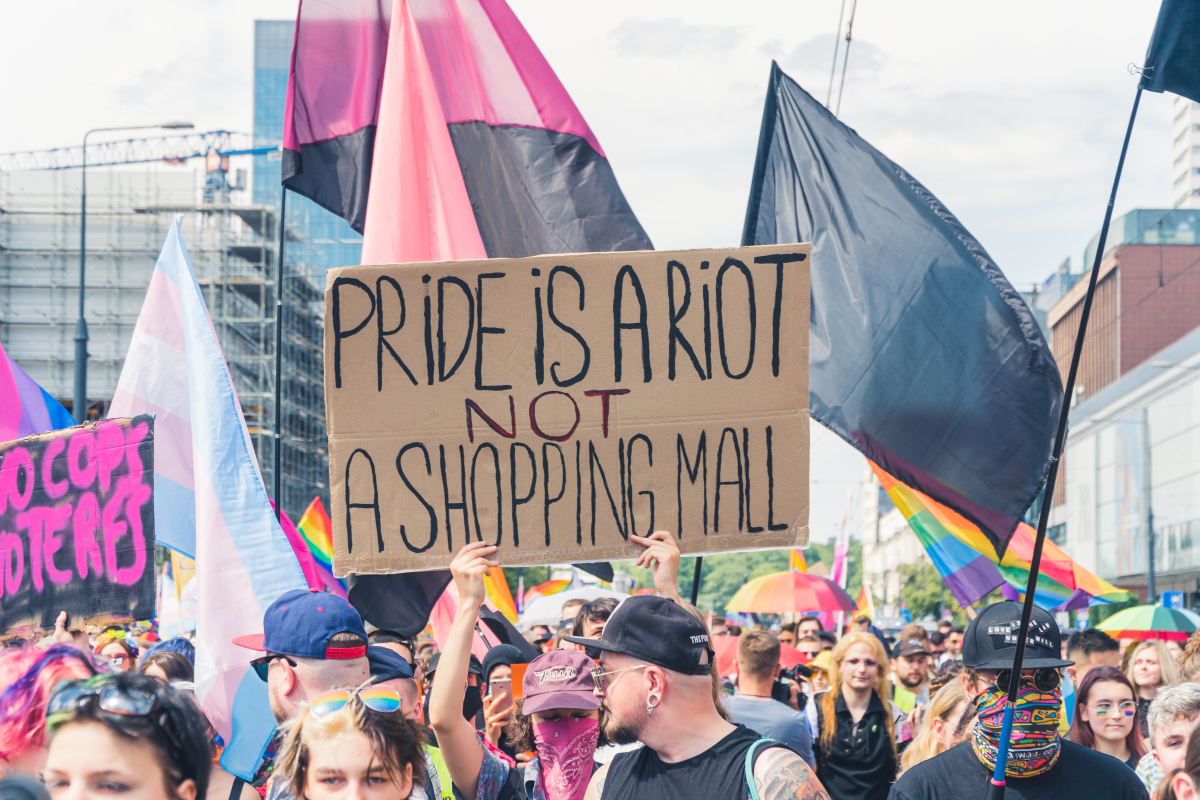 Pride Month 2023: Wie ist das Machtverhältnis zwischen Boykott und Support?